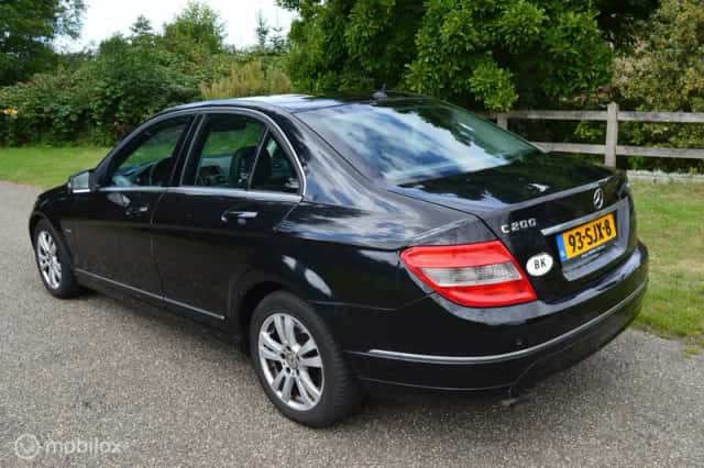 Mercedes-Benz C-Klasse (2010) thumbnail 3
