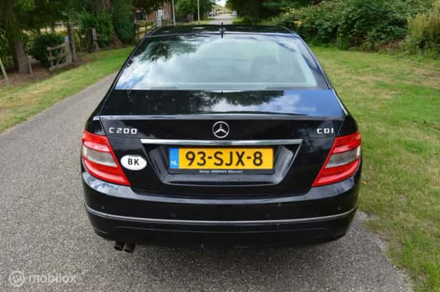 Mercedes-Benz C-Klasse (2010) thumbnail 4