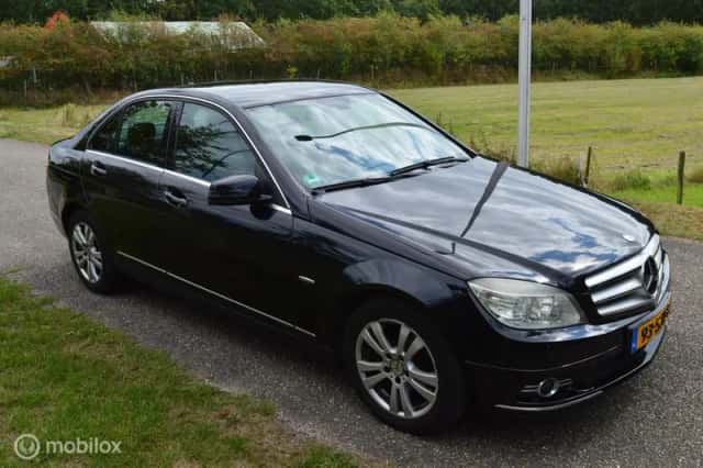 Mercedes-Benz C-Klasse (2010) thumbnail 6