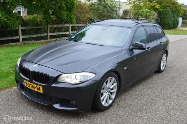 BMW 5-Serie (2013) thumbnail 1