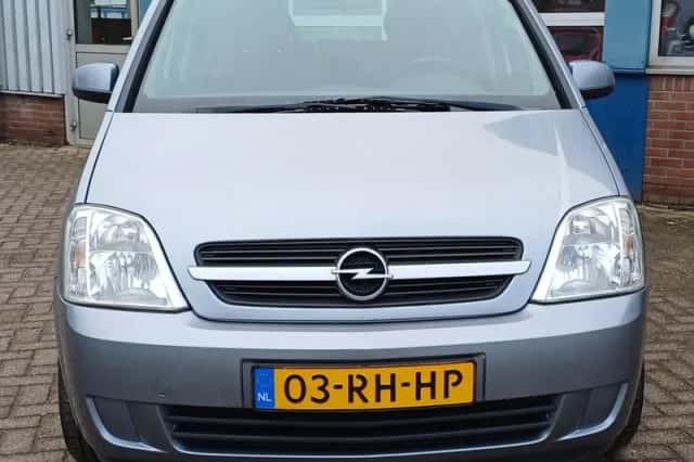 Opel Meriva (2005) thumbnail 3