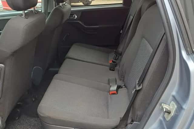 Opel Meriva (2008) thumbnail 4