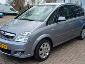 Opel Meriva (2008) thumbnail 4