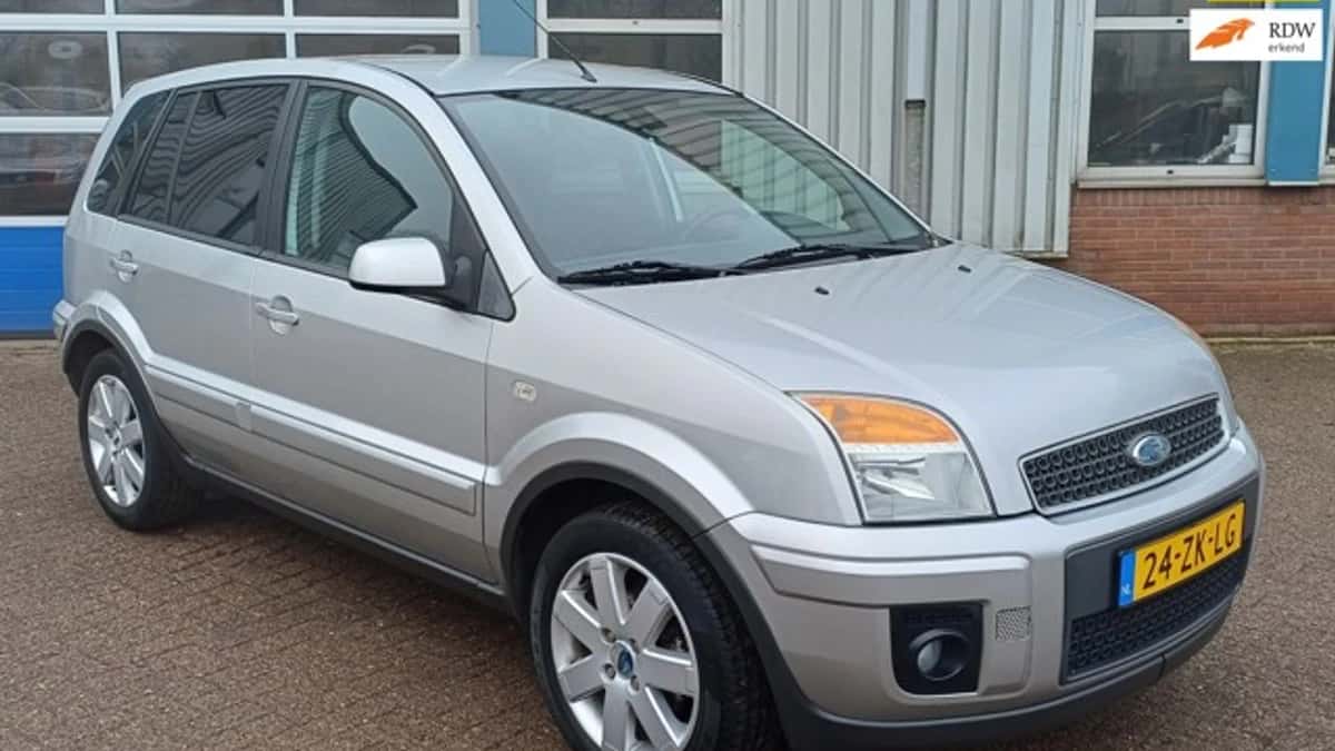 Ford Fusion (2008) — foto 1