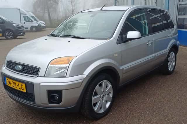 Ford Fusion (2008) thumbnail 3