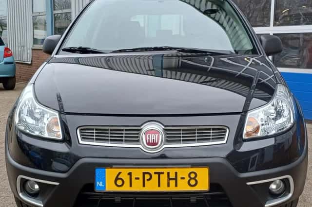 Fiat Sedici (2011) thumbnail 4