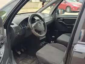 Opel Meriva (2005) thumbnail 11