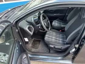 Peugeot 108 (2020) thumbnail 10