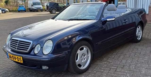 Mercedes-Benz CLK-Klasse (2000) — foto 1