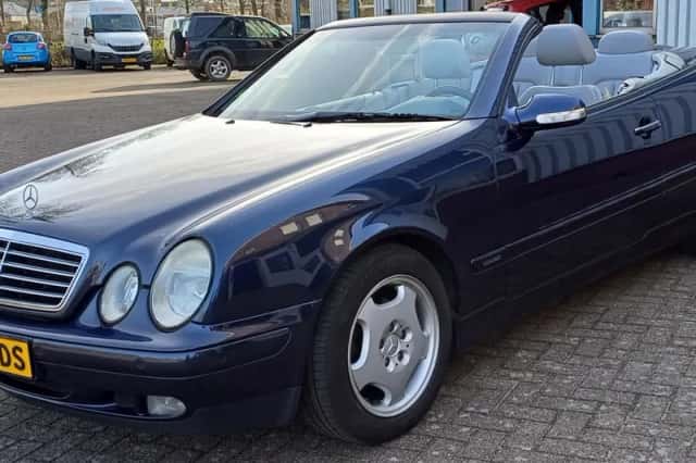 Mercedes-Benz CLK-Klasse (2000) thumbnail 2