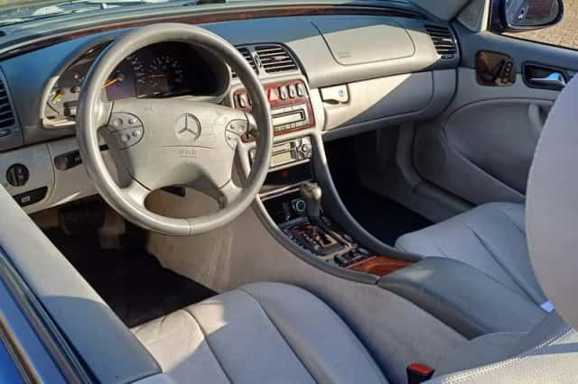 Mercedes-Benz CLK-Klasse (2000) thumbnail 17