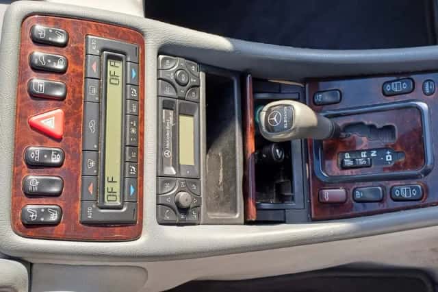 Mercedes-Benz CLK-Klasse (2000) thumbnail 3