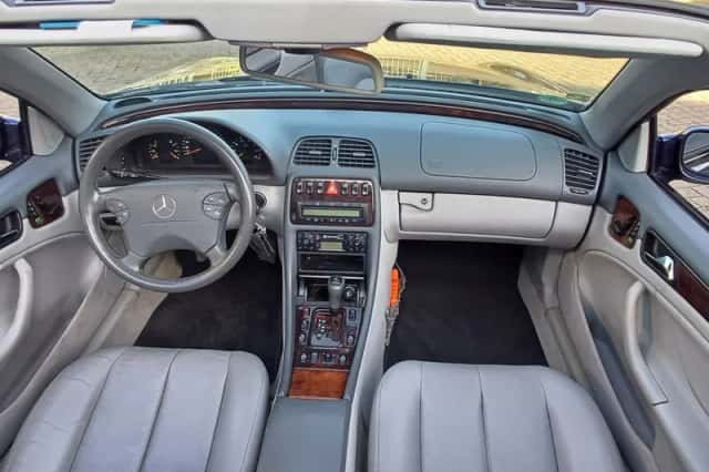 Mercedes-Benz CLK-Klasse (2000) thumbnail 23