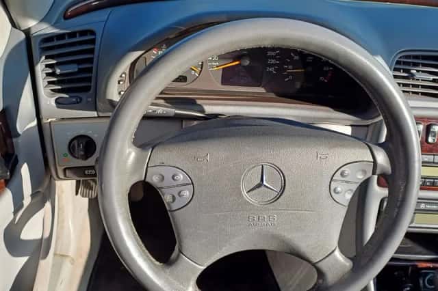 Mercedes-Benz CLK-Klasse (2000) thumbnail 4