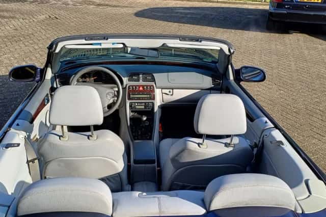 Mercedes-Benz CLK-Klasse (2000) thumbnail 6