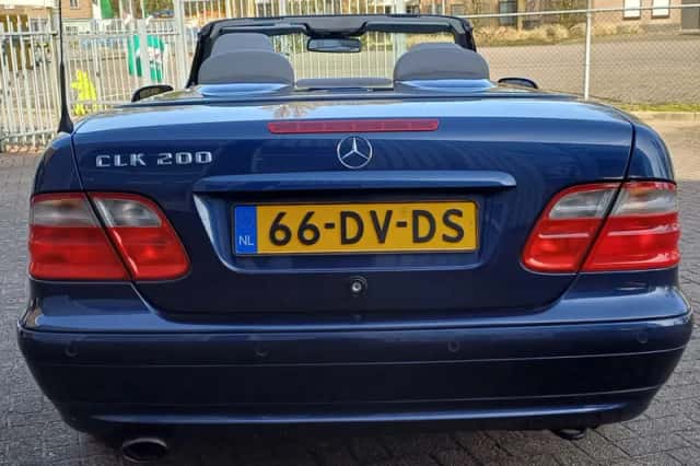 Mercedes-Benz CLK-Klasse (2000) thumbnail 7