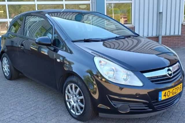 Opel Corsa (2008) thumbnail 1