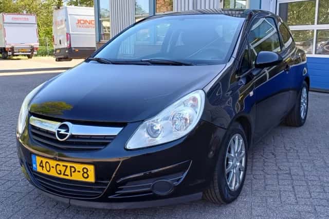 Opel Corsa (2008) thumbnail 4