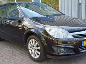 Opel Astra (2008)