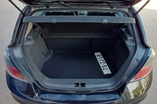Opel Astra (2008) thumbnail 14