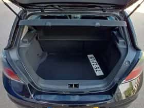 Opel Astra (2008) thumbnail 14