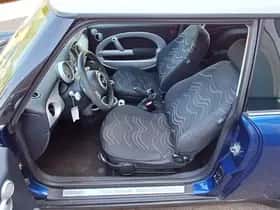 MINI Mini (2001) thumbnail 10