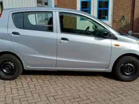 Daihatsu Cuore (2008) thumbnail 6