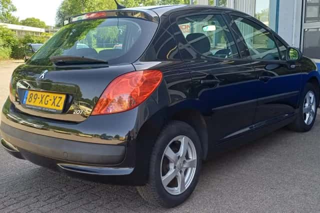 Peugeot 207 (2007) thumbnail 6