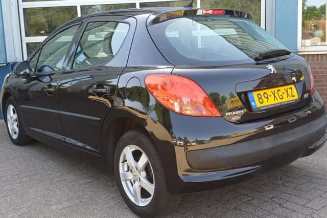 Peugeot 207 (2007) thumbnail 8