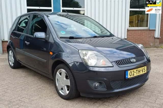 Ford Fiesta (2006) thumbnail 1