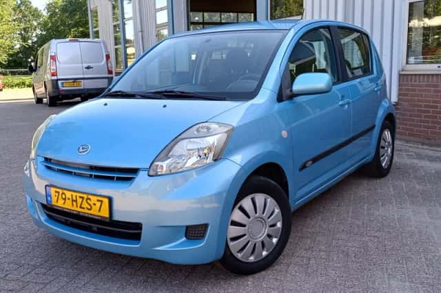 Daihatsu Sirion 2 (2009) thumbnail 3
