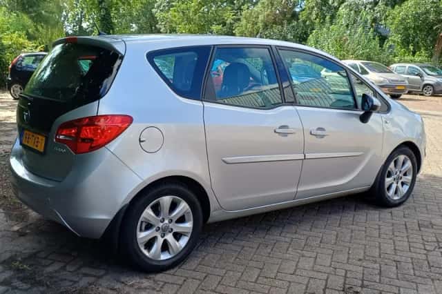 Opel Meriva (2012) thumbnail 6