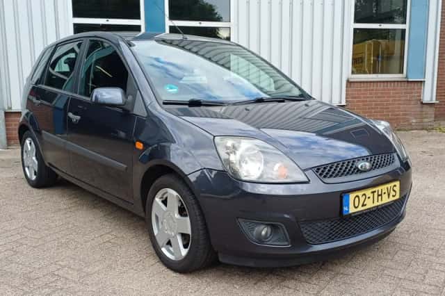 Ford Fiesta (2006) thumbnail 1