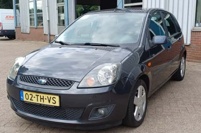 Ford Fiesta (2006) thumbnail 6