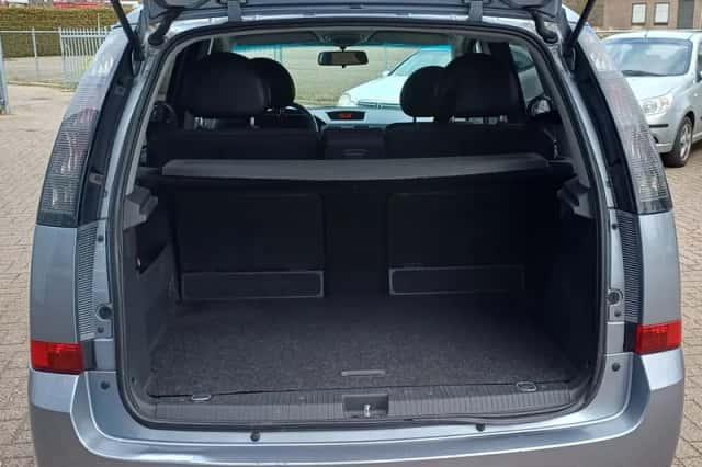 Opel Meriva (2008) thumbnail 4