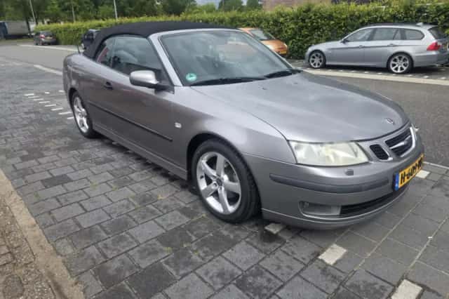 Saab 9-3 (2004) thumbnail 1