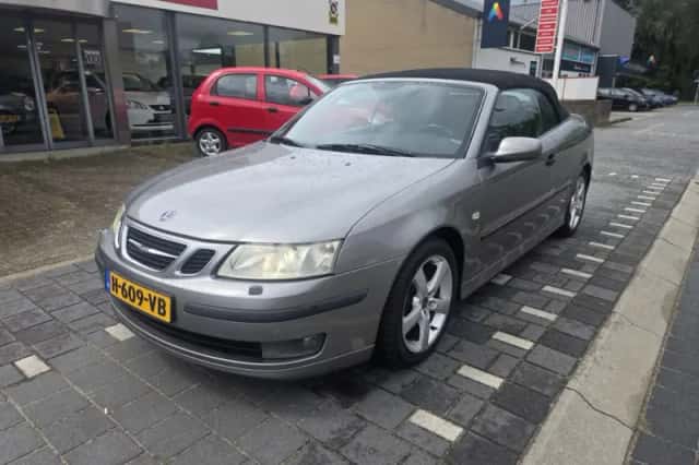 Saab 9-3 (2004) thumbnail 3