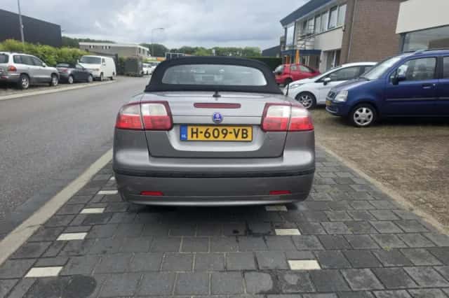 Saab 9-3 (2004) thumbnail 6