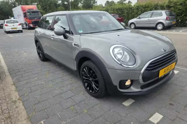 MINI Clubman (2018) thumbnail 3