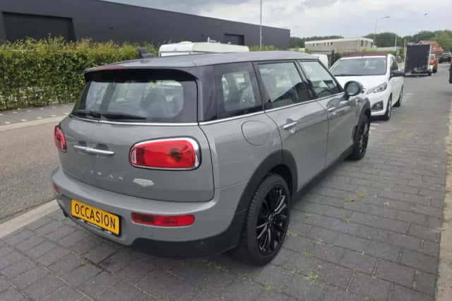 MINI Clubman (2018) thumbnail 5