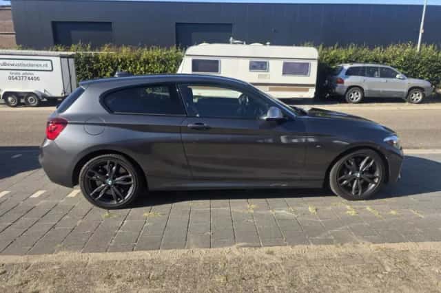 BMW 1-Serie (2018) thumbnail 4