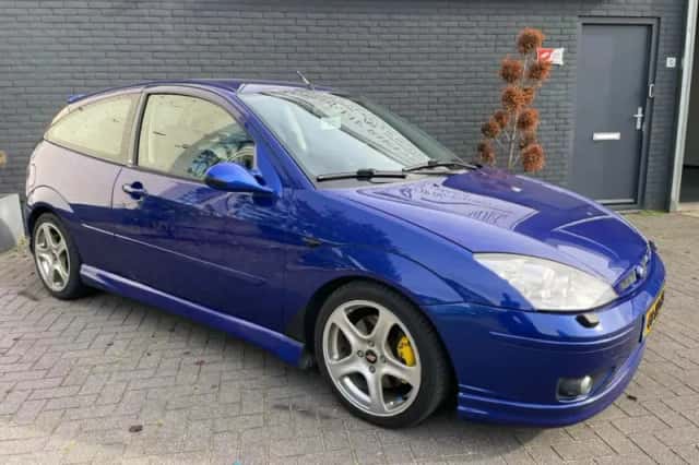 Ford Focus (2003) thumbnail 4