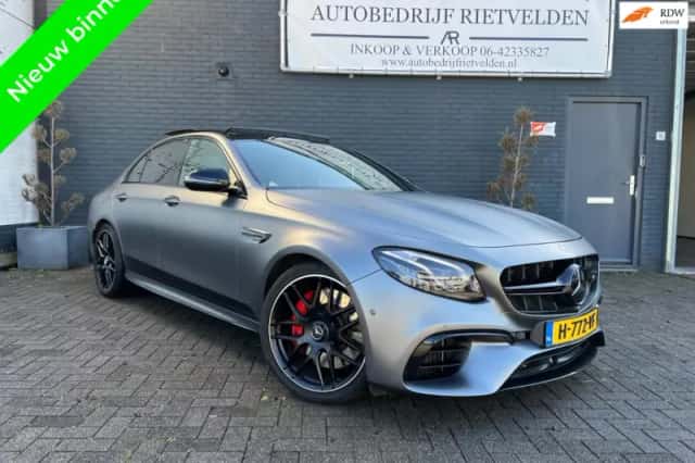 Mercedes-Benz E-Klasse (2019) thumbnail 1
