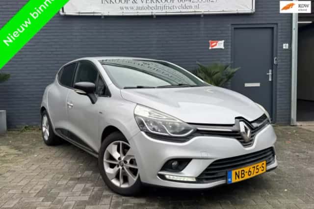 Renault Clio (2017) thumbnail 1