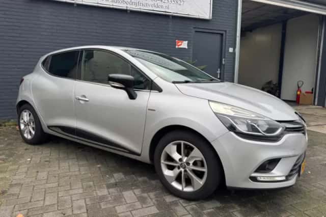 Renault Clio (2017) thumbnail 6