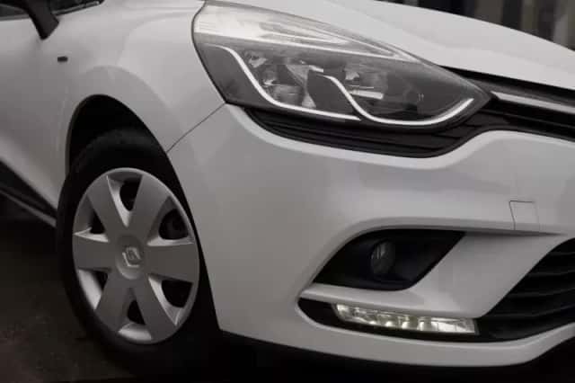 Renault Clio (2018) thumbnail 5