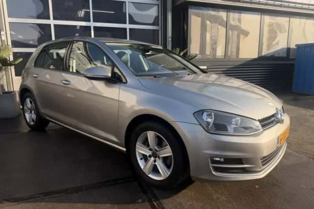 Volkswagen Golf (2014) thumbnail 6