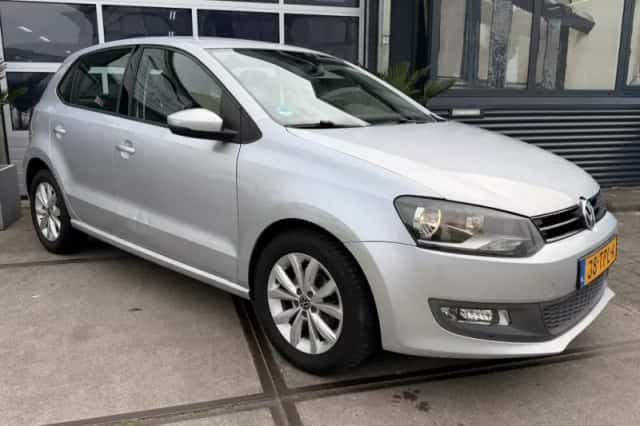 Volkswagen Polo (2012) thumbnail 2