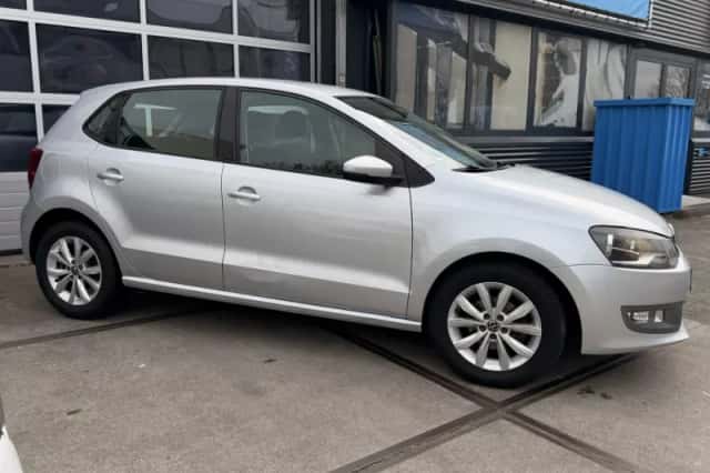 Volkswagen Polo (2012) thumbnail 4
