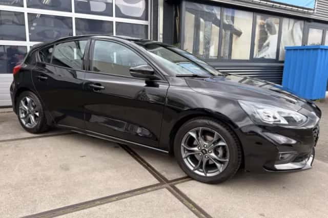 Ford Focus (2020) thumbnail 6